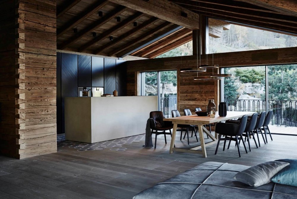 Große Fenster in Privatvilla in Jochberg